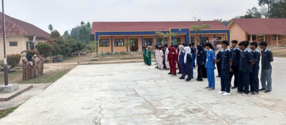 Langkah Awal Menuju Dunia Kerja Profesional: SMKN 11 Bungo Resmi Lepas Siswa-Siswi Peserta PKL Tahun 2026